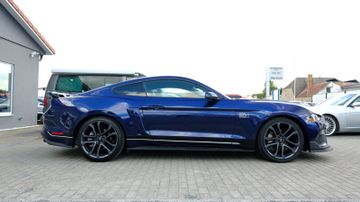Ford Mustang - 8