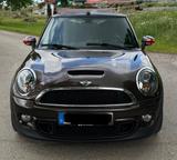 MINI Cooper S Cabrio Cooper S - MINI Cooper S Cabrio aus 2011: Roadster