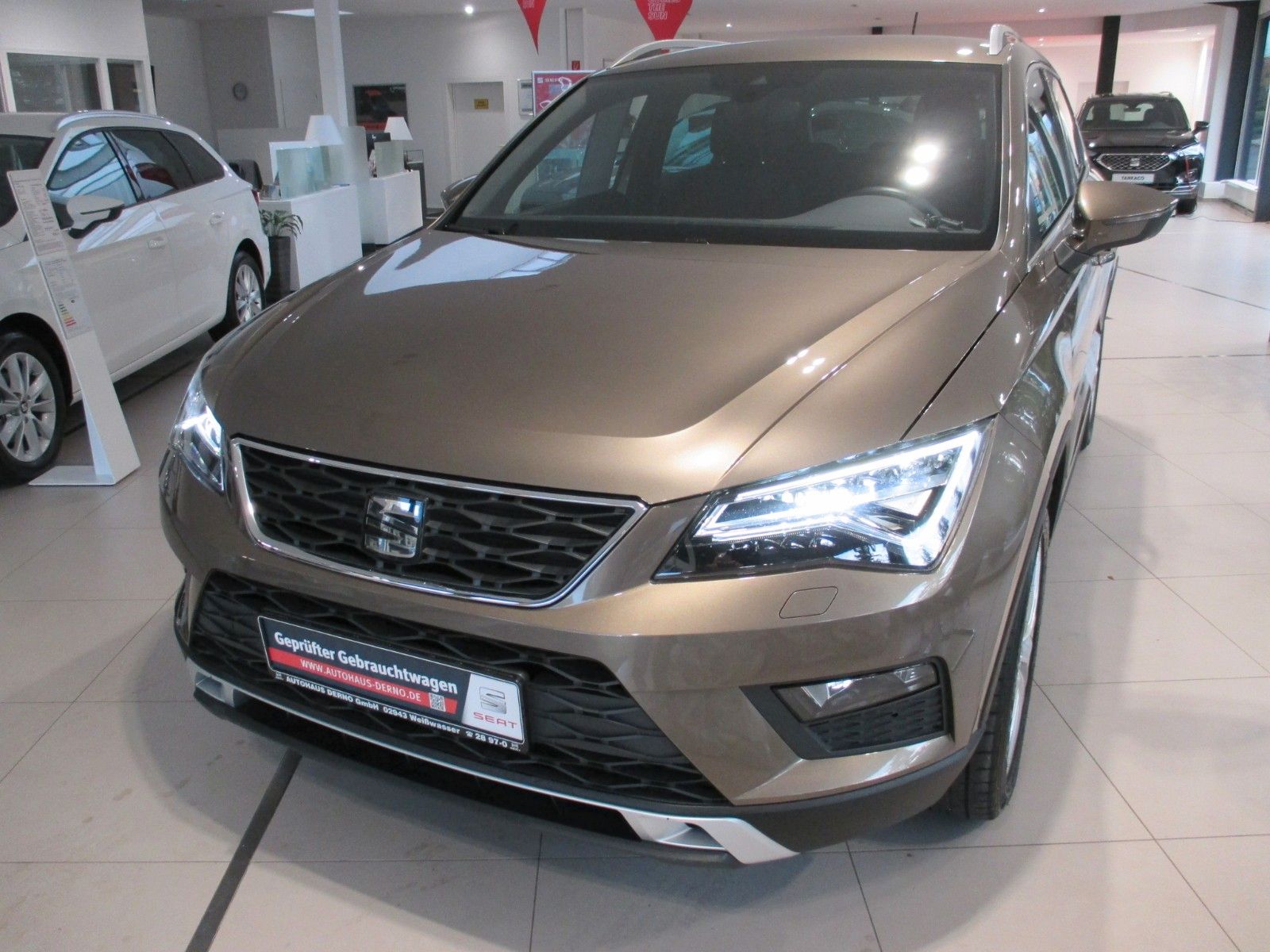 SEAT Ateca TSi 110Kw  LED*ACC*Carplay*Parpilot*Navi