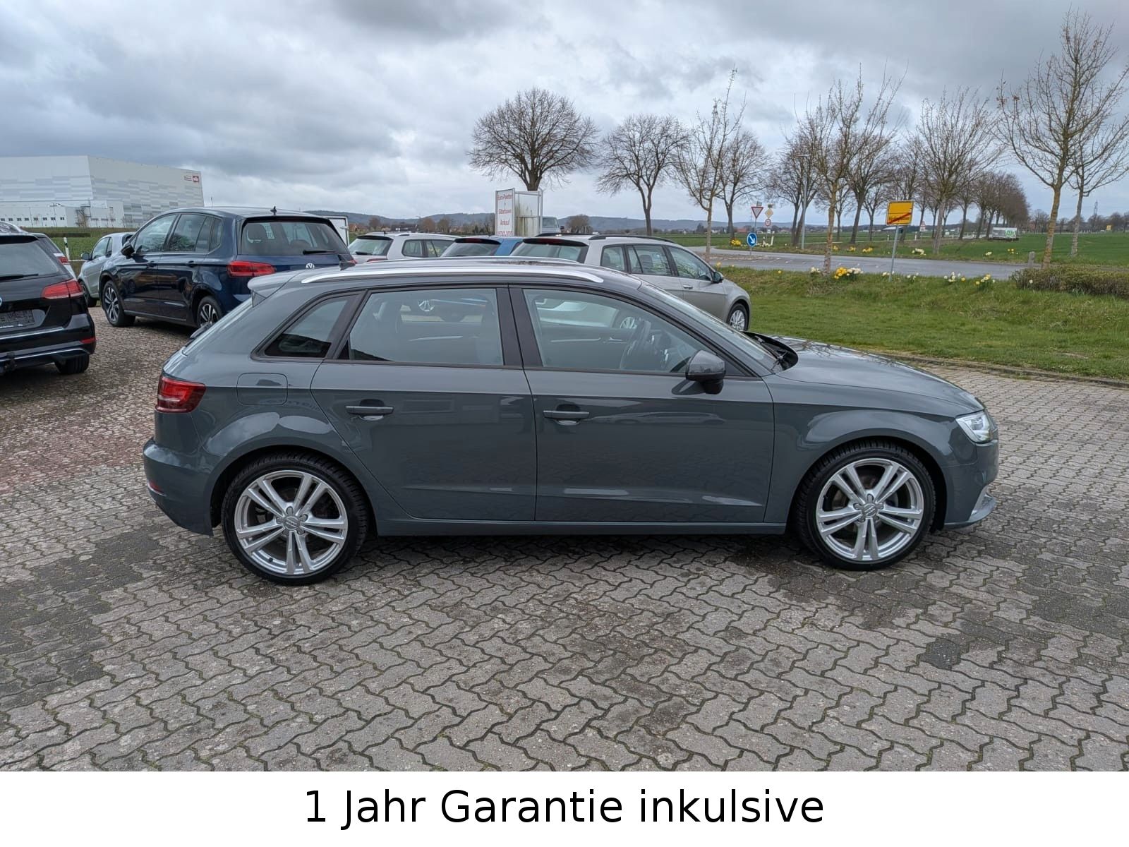 Audi A3 Sportback 30TDI Sportsitze+Fahrwerk AHK Xenon foto 4