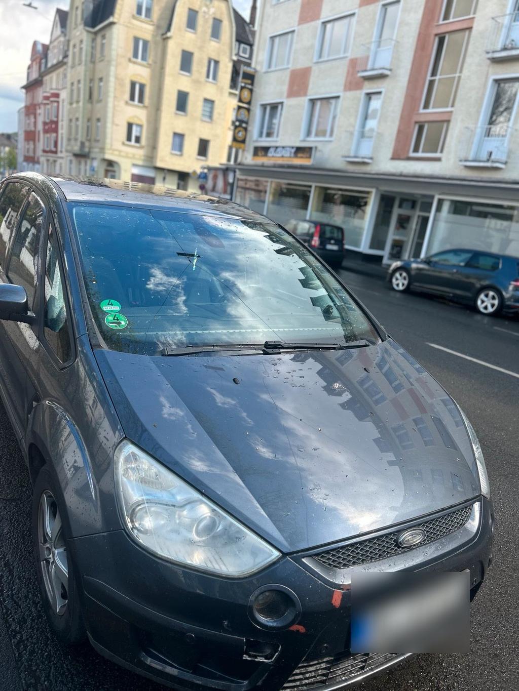 Ford s-max titanium