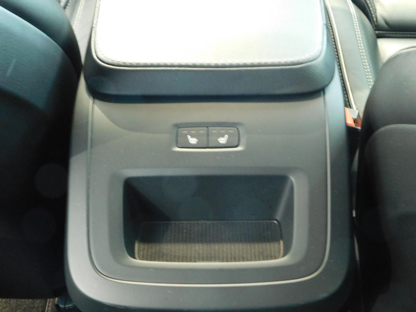 Fahrzeugabbildung Volvo XC90 B5 D AWD Plus Bright