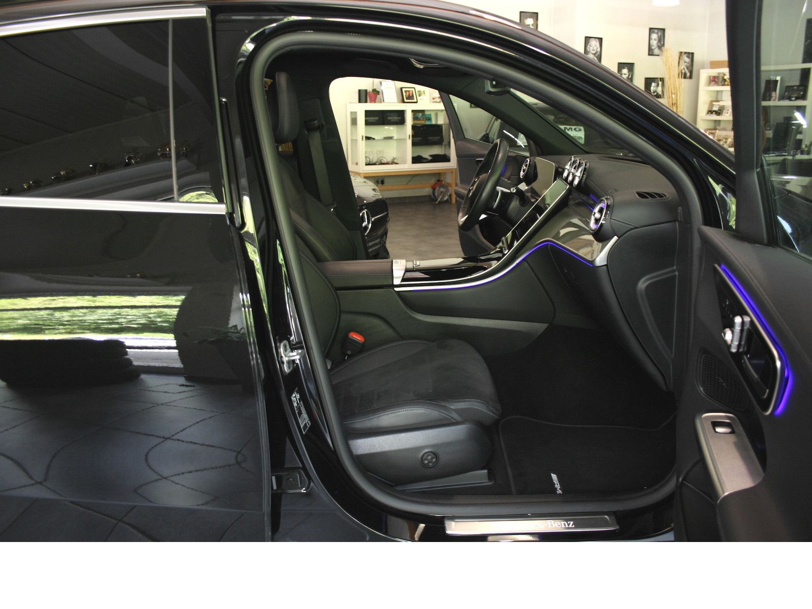 Fahrzeugabbildung Mercedes-Benz GLC 220 d Coupe AMG Plus *AHK*Memory*Pano-Dach*