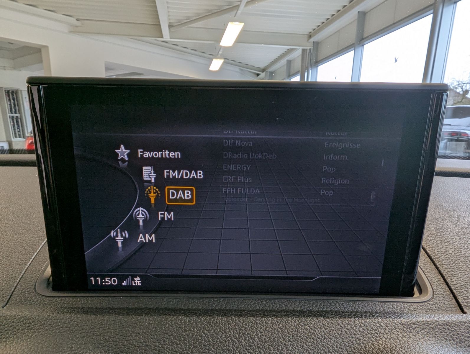 AUDI A3 1.5 TSI 3x S-Line Matrix-LED Bang & Olufsen - Image 29