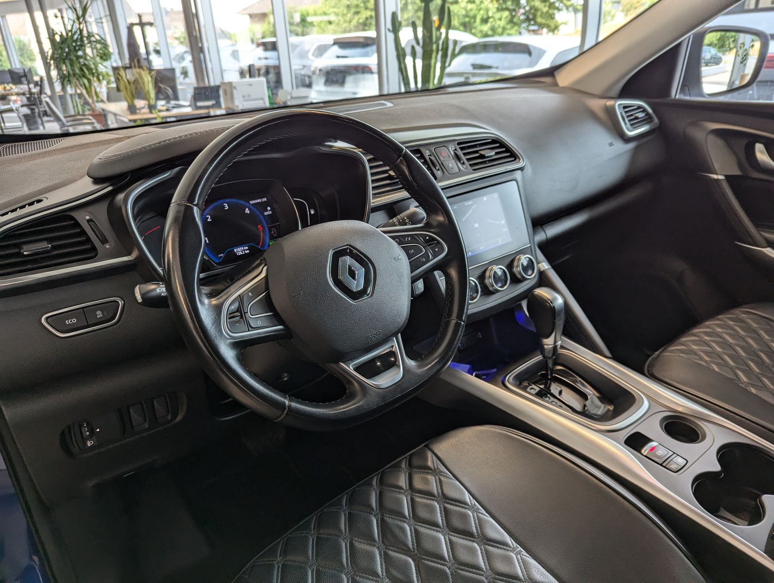 RENAULT Kadjar 1.5 DCI Intens Aut. Kamera Voll-LED Navi - Image 19