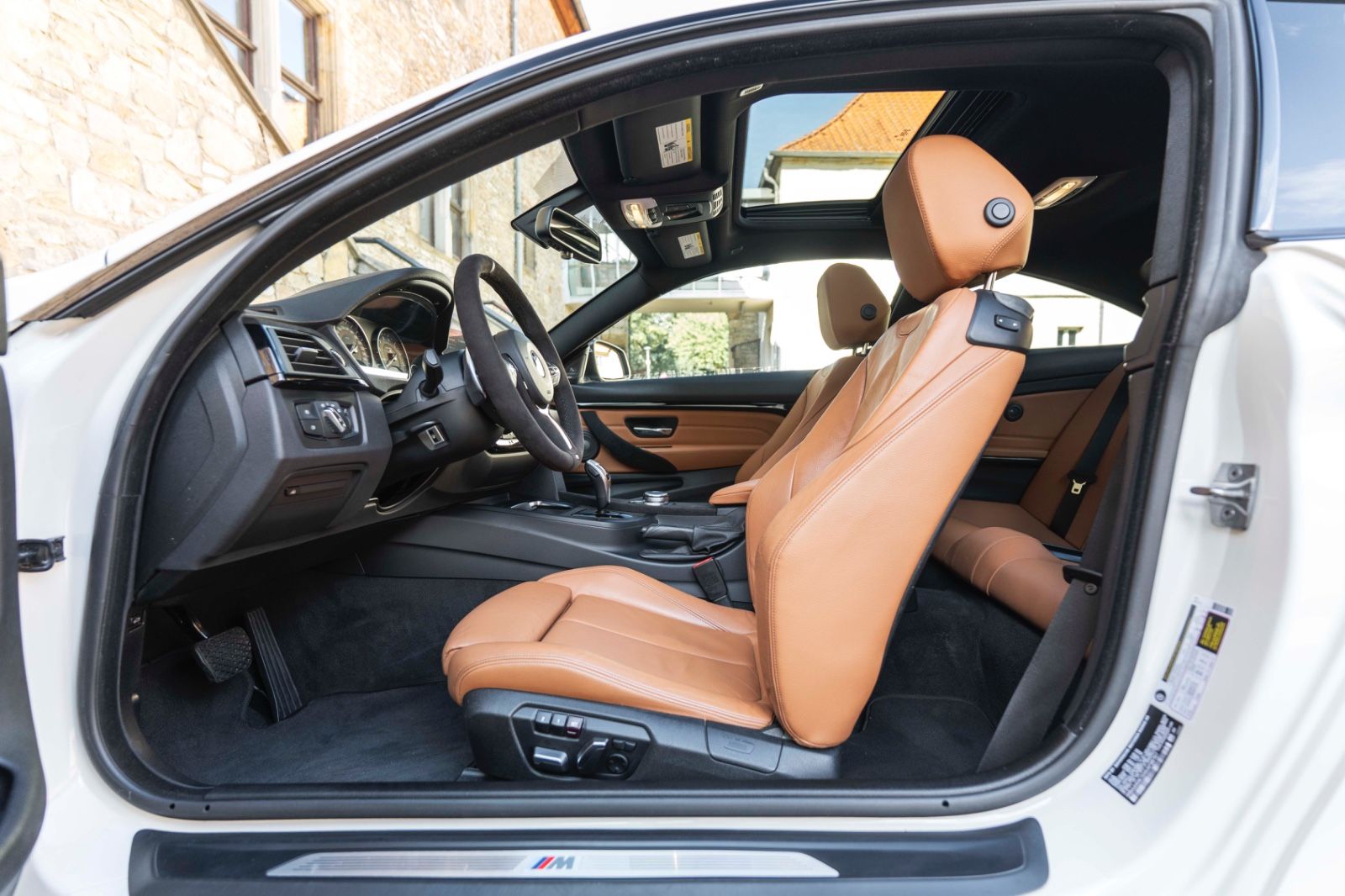 Fahrzeugabbildung BMW 440iX M-Performance H&K HUD LED KAM PDC TOTW