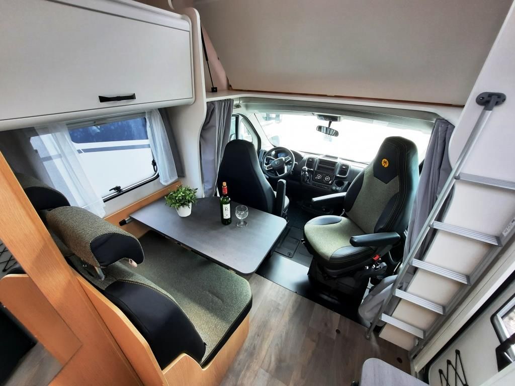 Fahrzeug Übersicht 9 Fahrzeugabbildung Sunlight A 60 Verfüg. / Sparen Sie 4.033,- €