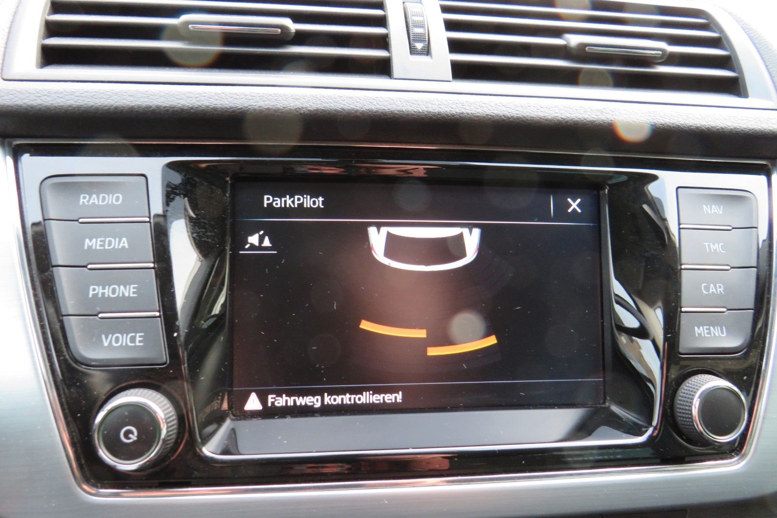 Fahrzeugabbildung SKODA Fabia Combi Ambition APP-CONNECT GRA PDC SITZH.1