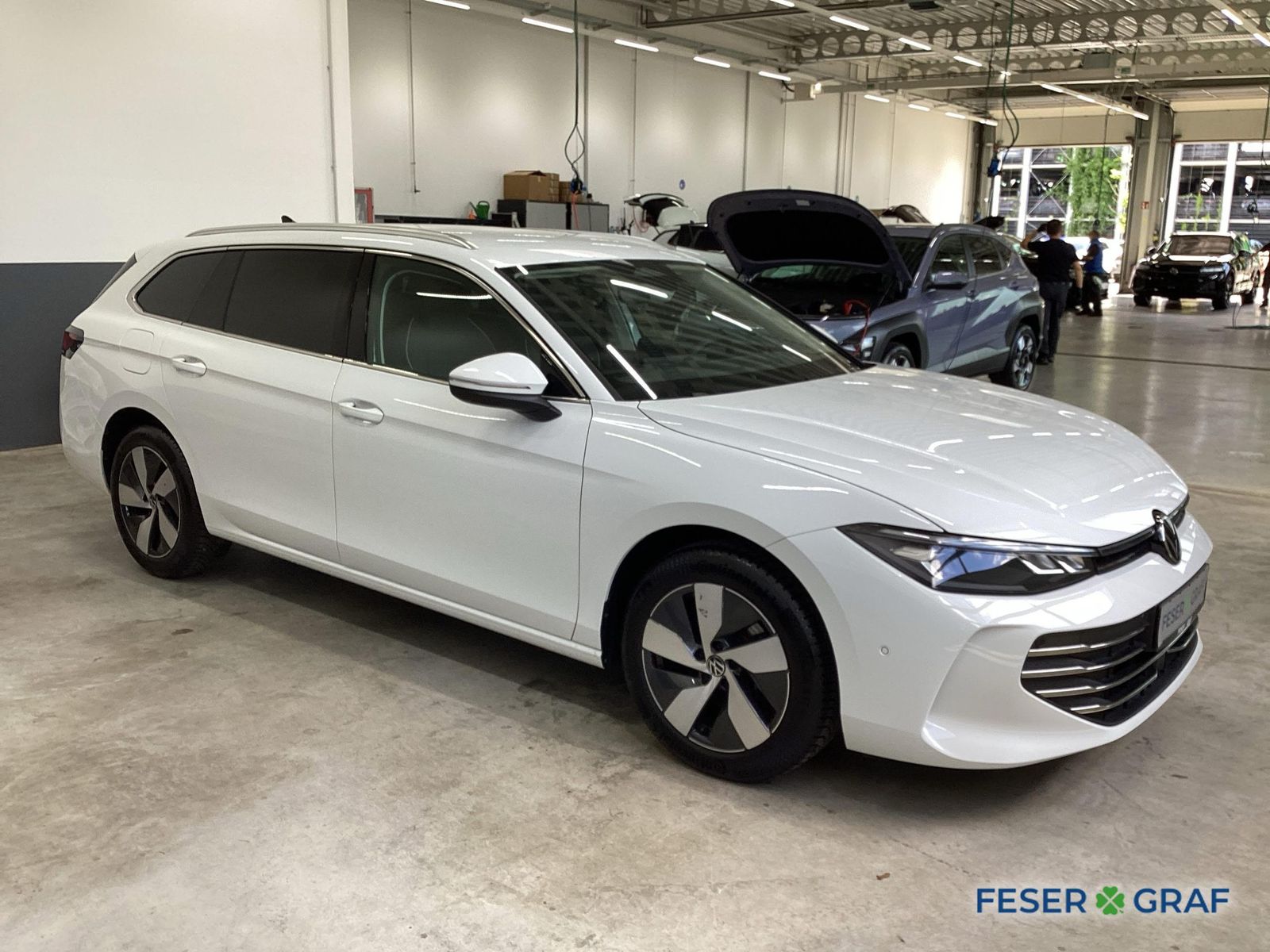 Volkswagen Passat - Bild 2