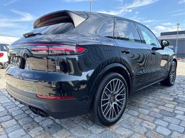 Porsche Cayenne - 6
