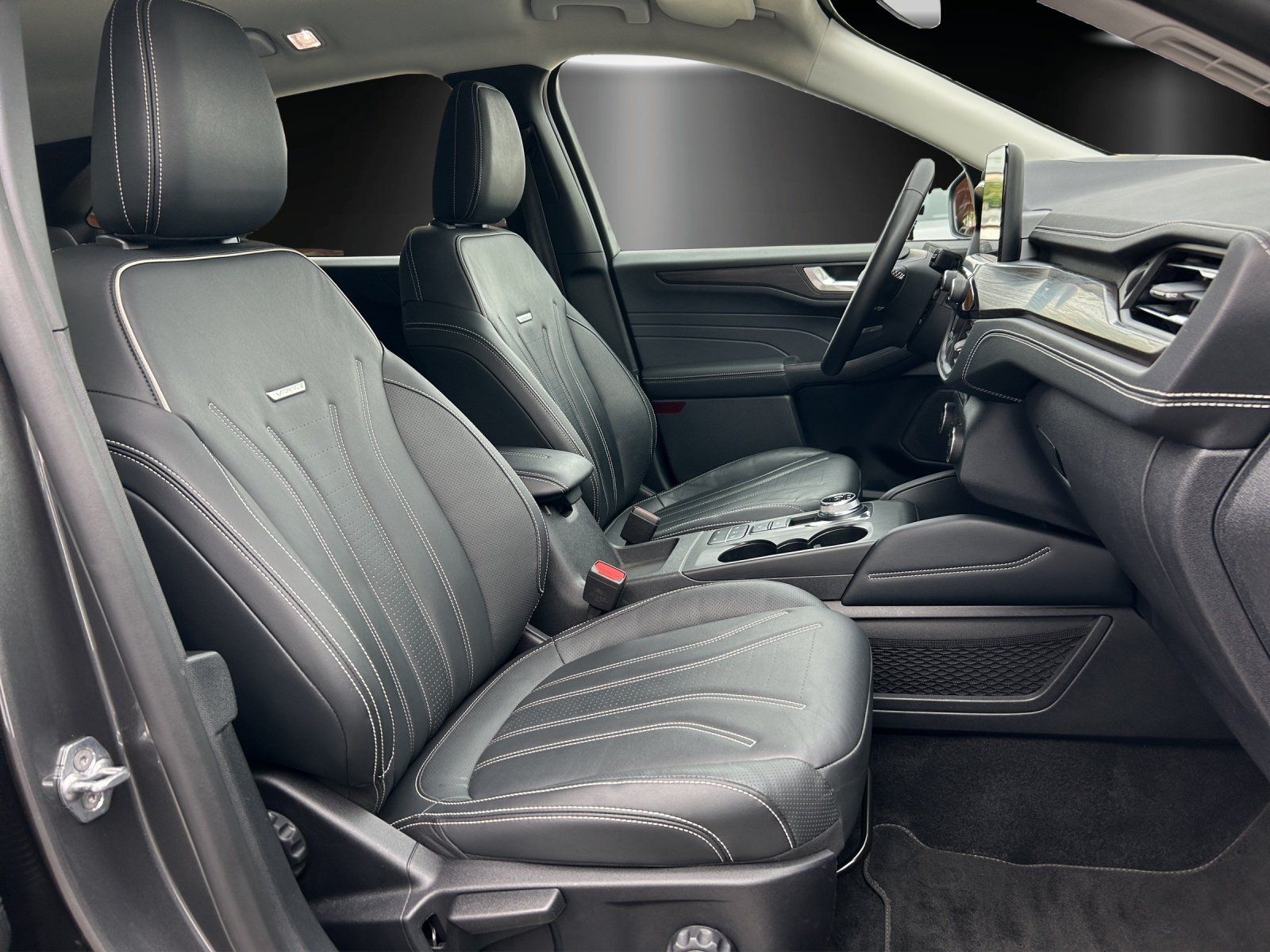 Fahrzeugabbildung Ford Kuga 2.5 Duratec Plug-in-Hybrid Vignale/AHK/B&O/