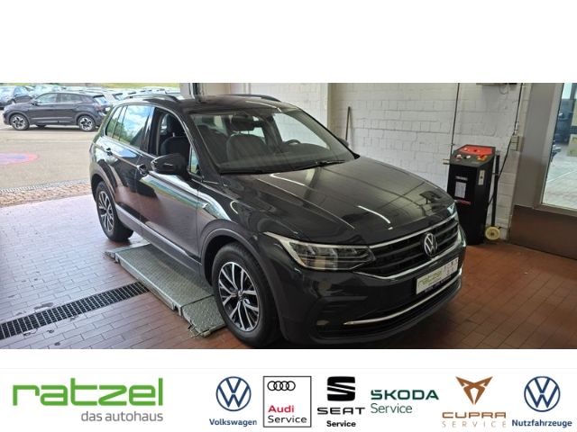 Fahrzeugabbildung Volkswagen Tiguan Life 1.5 TSI Navi LED ACC Apple CarPlay A