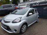 Toyota Aygo AYGO Cool*KLIMA*TÜV* - Toyota Aygo (X) in Stuttgart
