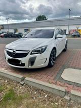 Opel Insignia Sports Tourer OPC 2.8 V6 Turbo 4x4 - Opel Insignia: V6 Turbo