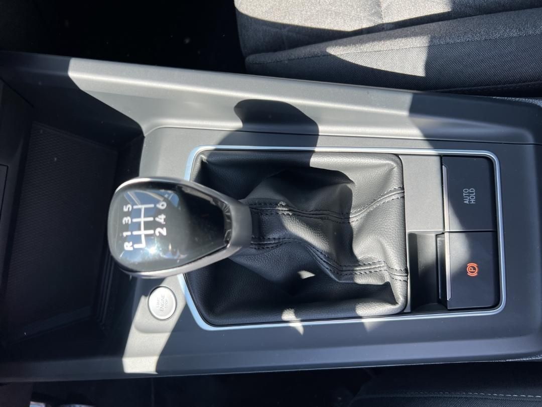 Fahrzeugabbildung Volkswagen Golf App-Connect.Climatronic.RFK.GJR.uvm. Kamera