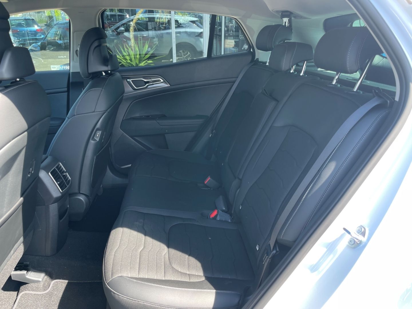 Fahrzeugabbildung Kia Sportage Ultimate Mild-Hybrid LED Kamera Navi DA