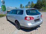 Volkswagen Passat Variant,Comfortl, AHK,KLIMA,SERV/TÜV NEU - Volkswagen Passat aus 2006
