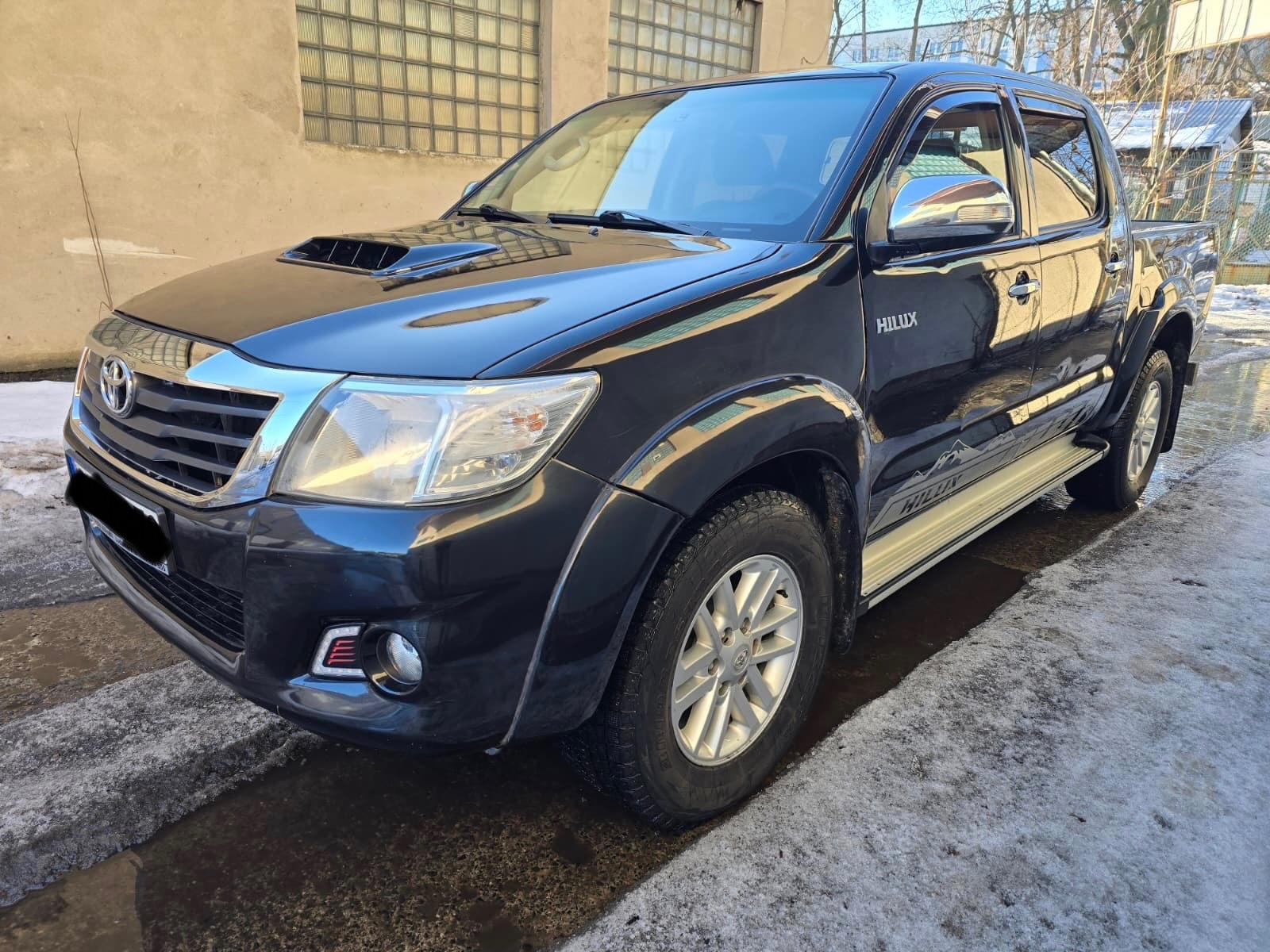 Toyota Hilux 3.0D 4x4 Autm. klima ahk dKNT155