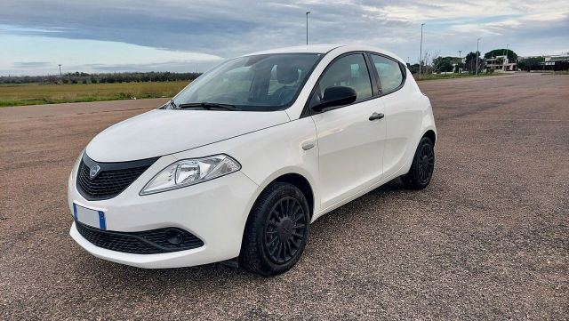 Lancia LANCIA YPSILON 1.0 Hibrid 70cv 5P Ecochic 2021