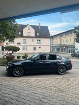 BMW E90 320i - BMW 320 aus 2006: 320i