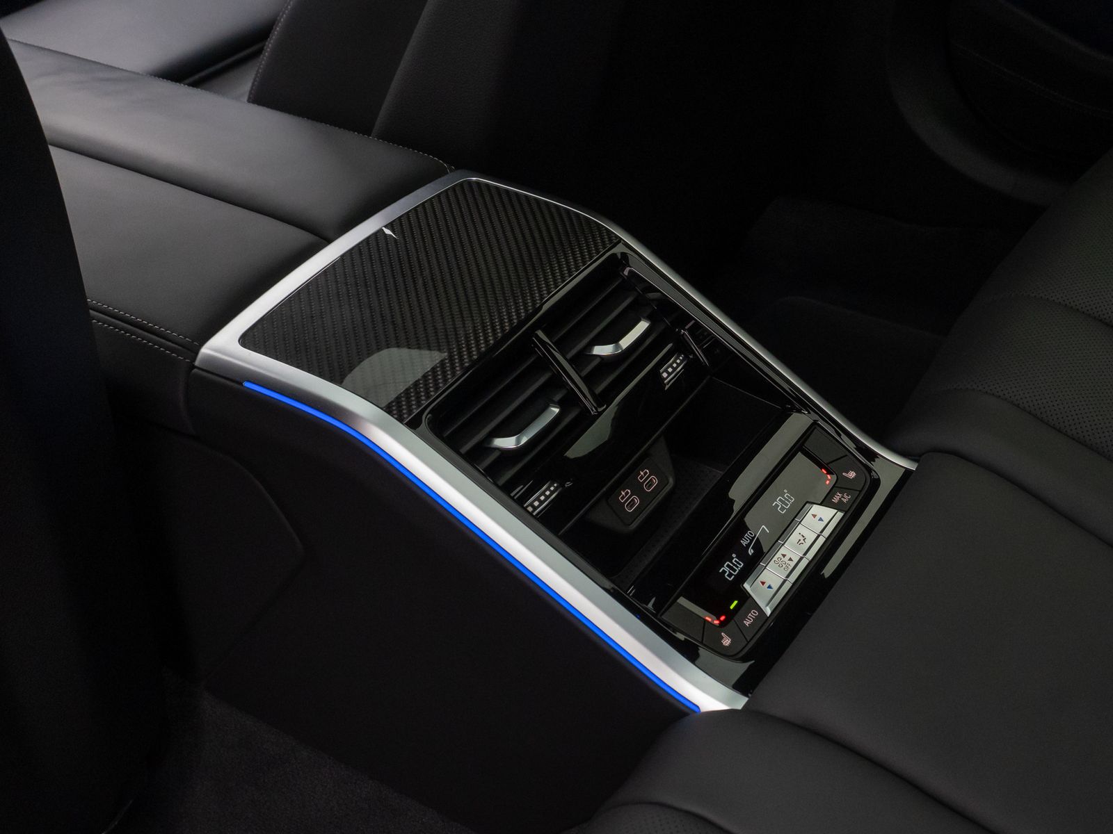 Fahrzeugabbildung BMW M850i xD GC 360° Laser SoftCl DAB Individual 20"