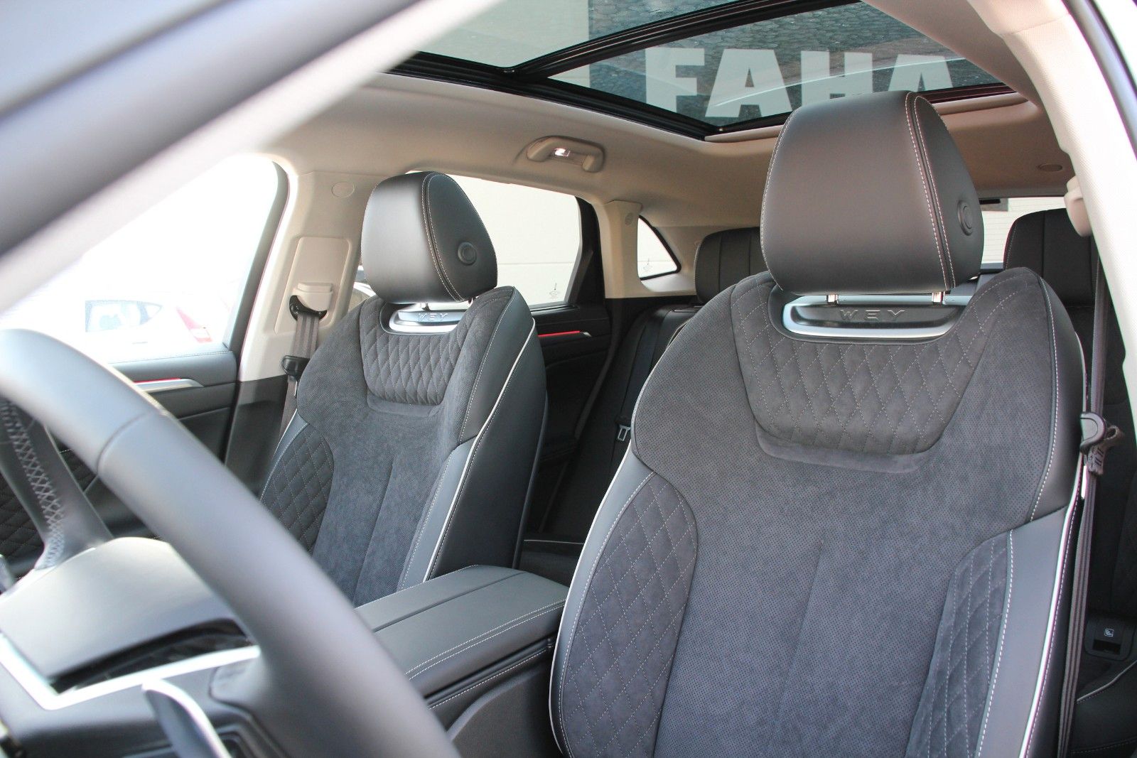 Fahrzeugabbildung GWM Wey 05 2.0 PHEV 350 kW AWD Luxury