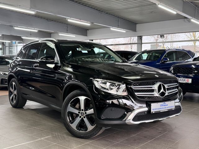 MERCEDES-BENZ GLC 250d 4M AHK+Comand+KeyGO+Pano+Park+Carbon