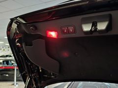 Fahrzeugabbildung Mercedes-Benz SL 500 Roadster (AMG-PAKET/SZLÜF/KEYLESS/...
