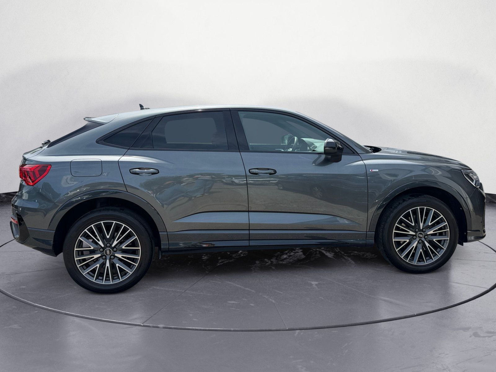 Audi Q3 Sportb. S line 45 TFSIe S tronic foto 6