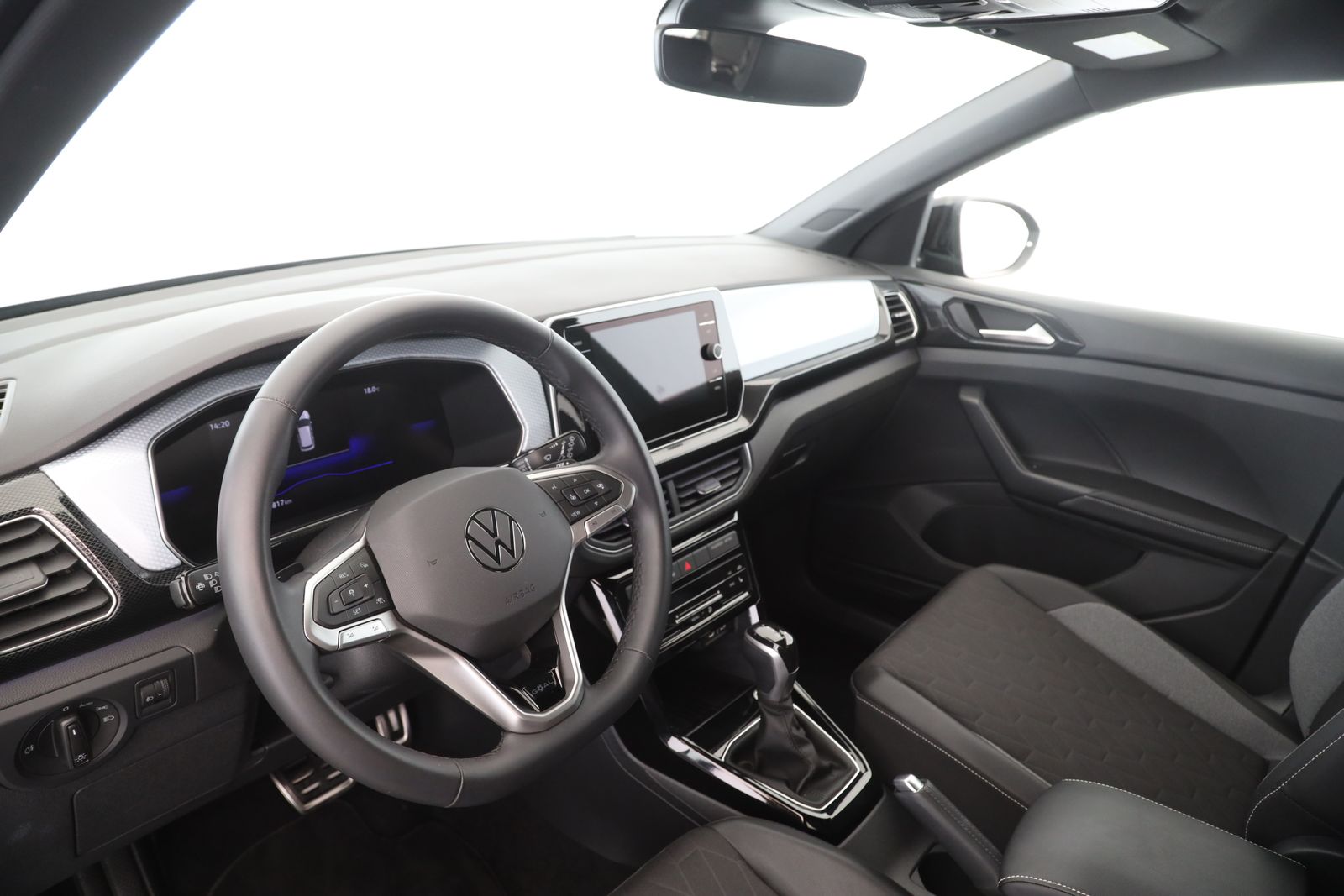 Volkswagen T-Cross - Bild 11