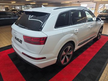Audi Q7 - 9