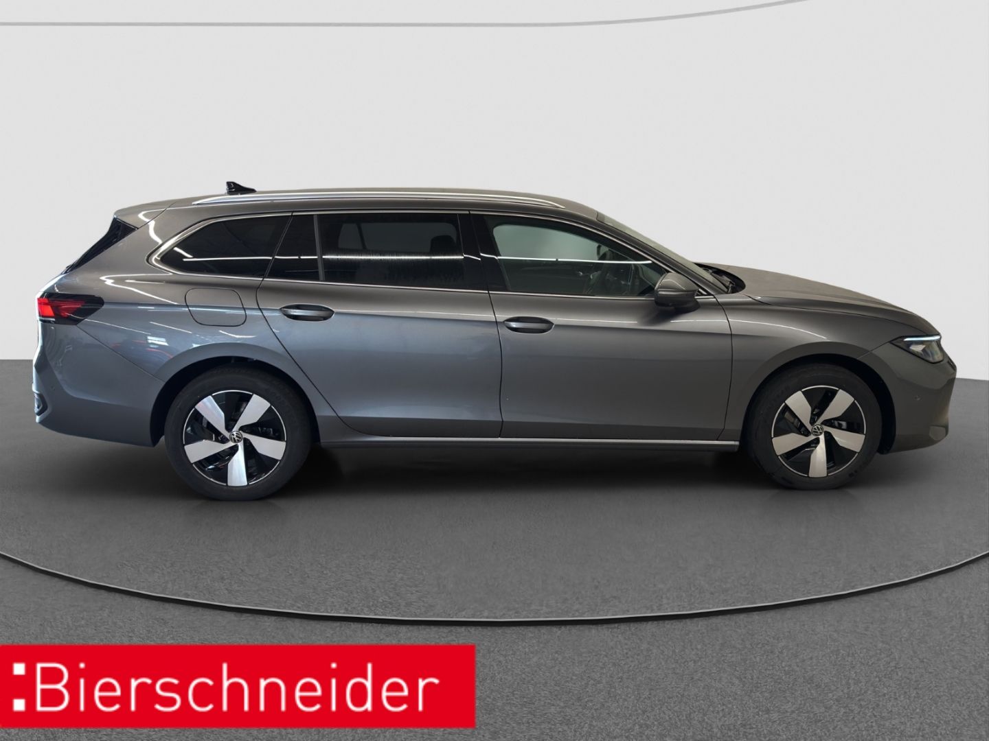 Volkswagen Passat Variant 1.5 eTSI DSG Business AHK 360  HU foto 9