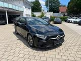 Mercedes-Benz A 180 d*MBUX*Navi*RCAM*AHK - gebrauchte Mercedes-Benz A 180 aus dem Jahr 2023