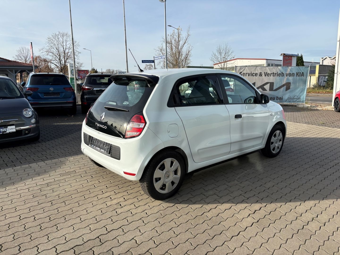 Fahrzeugabbildung Renault Twingo Life Bluetooth Tel.-Vorb. Berganfahrass.