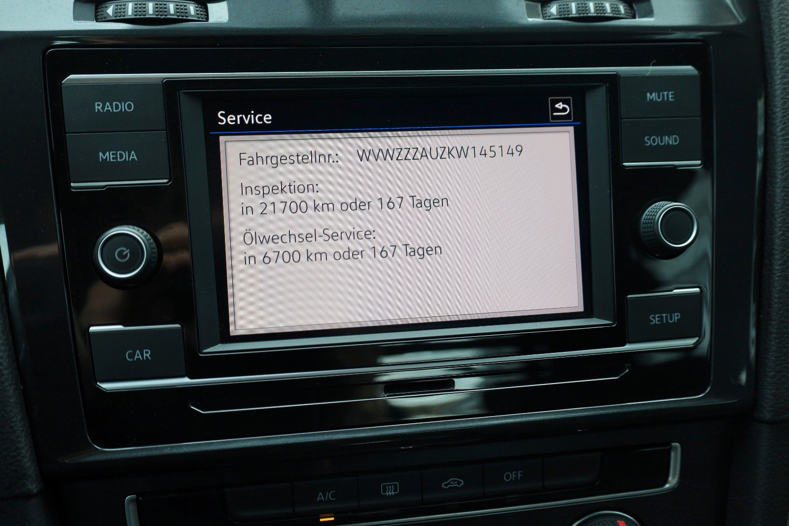 Fahrzeugabbildung Volkswagen Golf VII Lim. Comfortline BMT,PDC v.h.,SR+WR