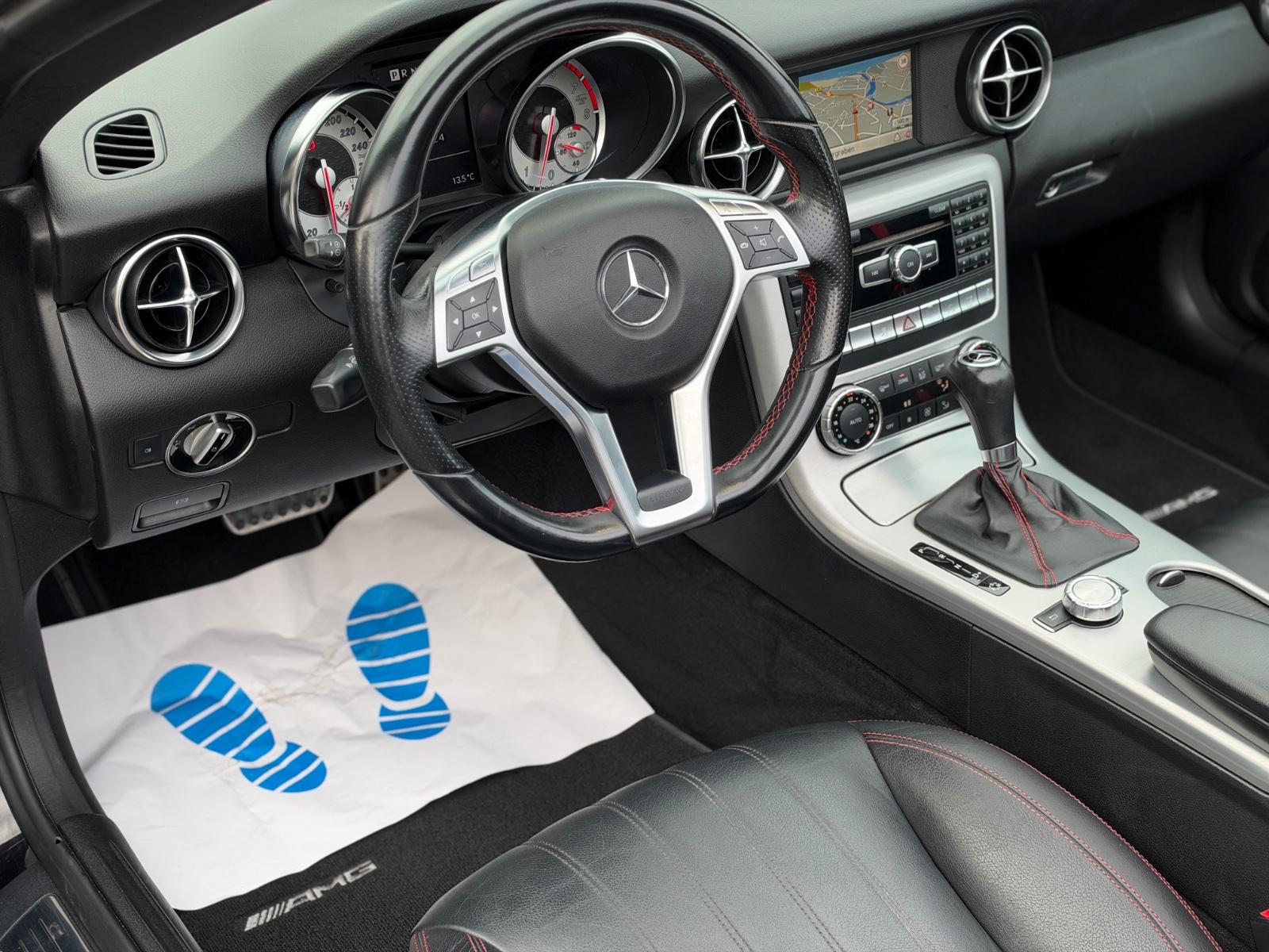 Mercedes-Benz SLK 350 V6 AMG-Line AirScarf 2.Hd Navi ILS Leder