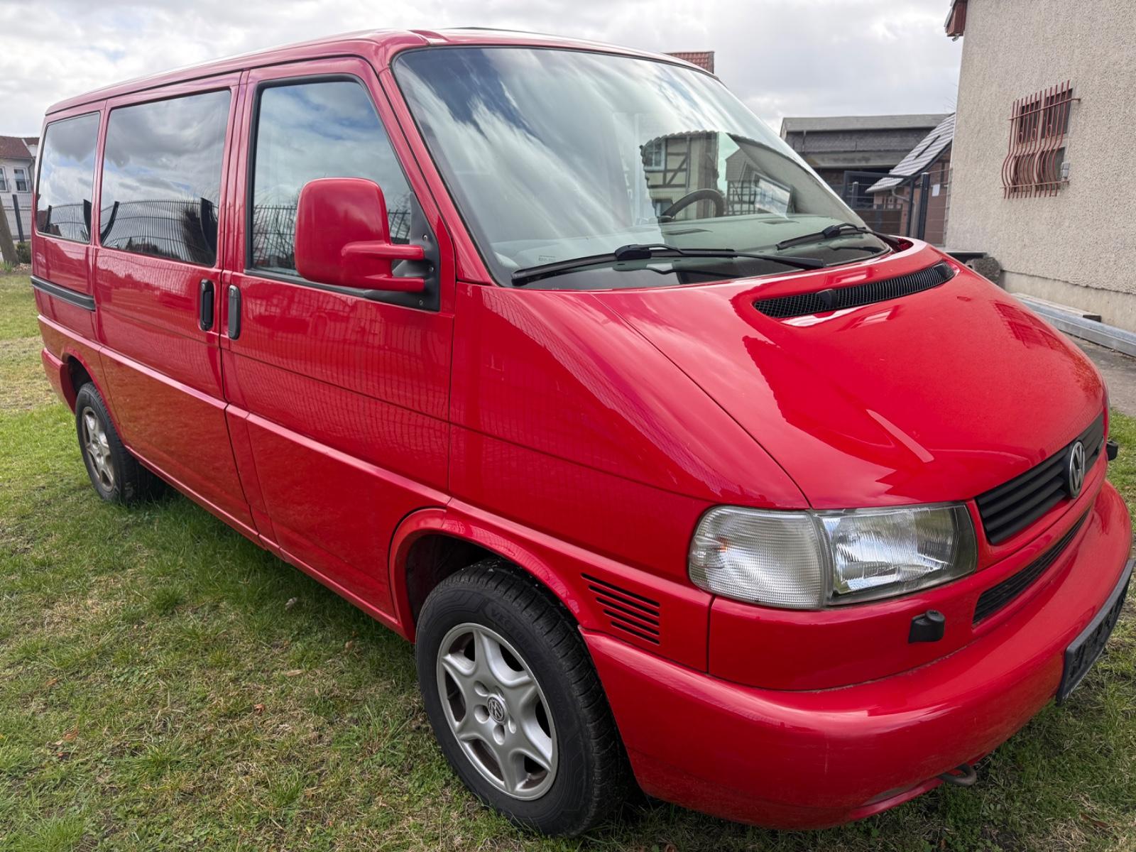 Volkswagen T4 Caravelle 2.5 TDI 75kW