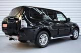 Mitsubishi Pajero 3.2 DI-D Diamant+7.Sitzer+Navi+Xenon - Mitsubishi Pajero mit Diesel-Antrieb