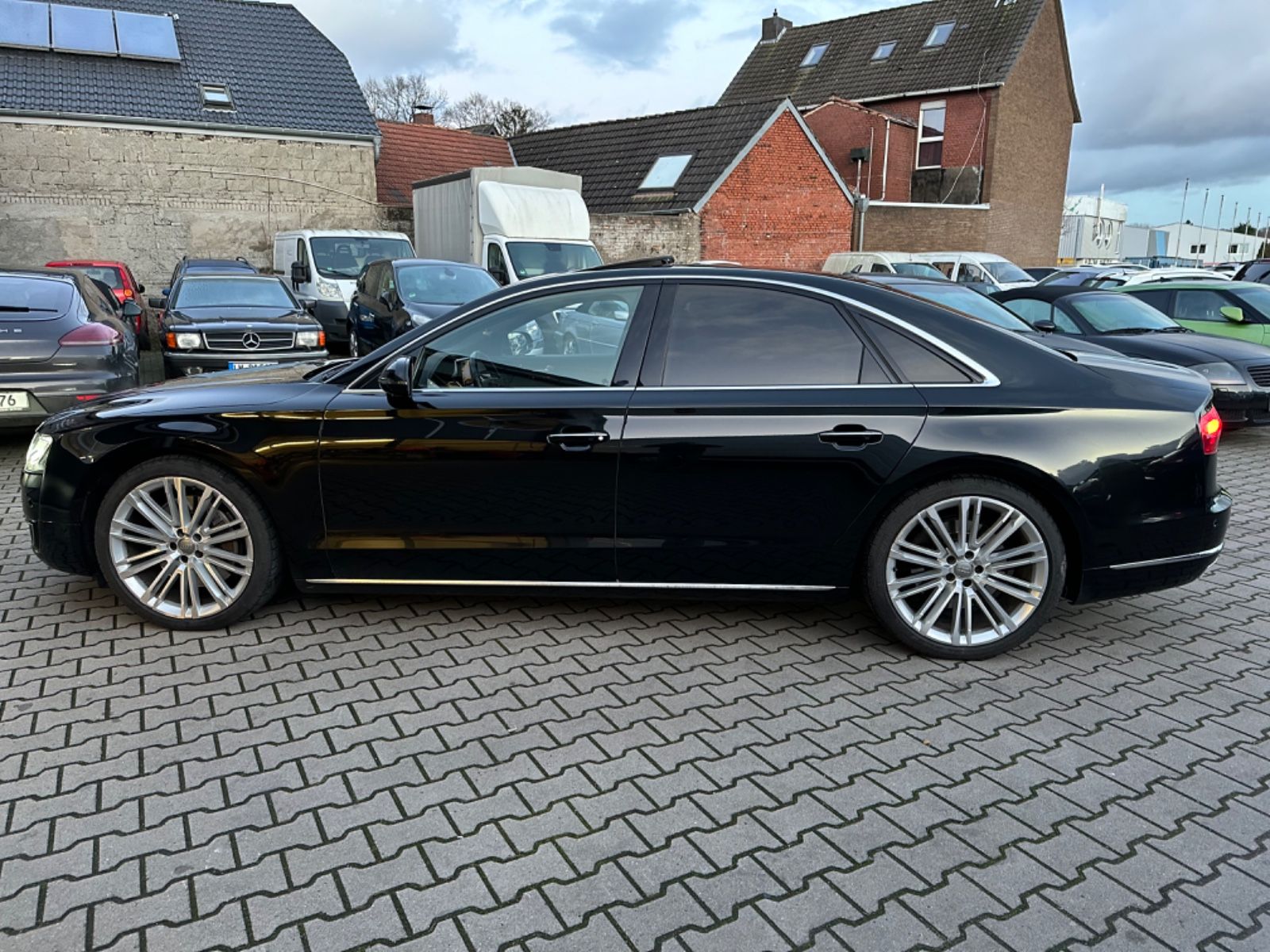 AUDI A8 4.2 TDI clean diesel quattro Matrix LED AHK