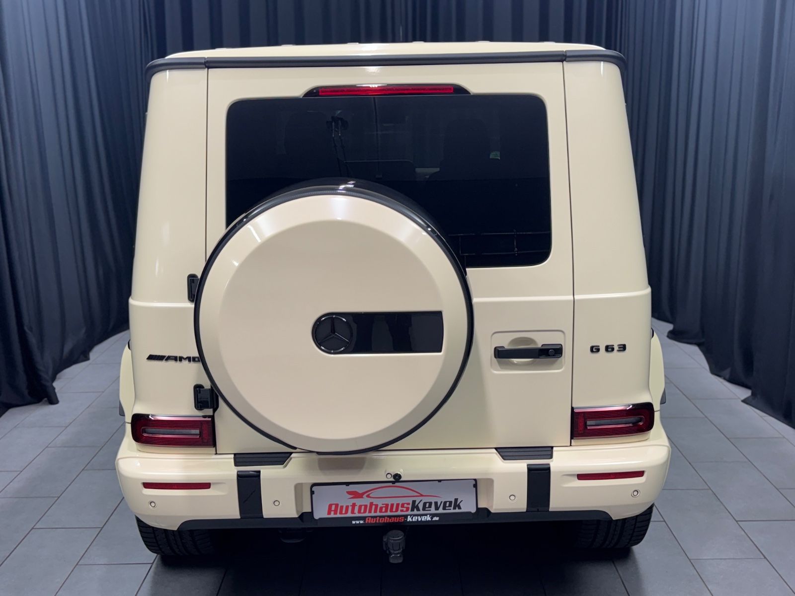 Fahrzeugabbildung Mercedes-Benz G 63 AMG|A22|CARBON|PT3|MASSAGE|KEYLESS|AHK|MY25
