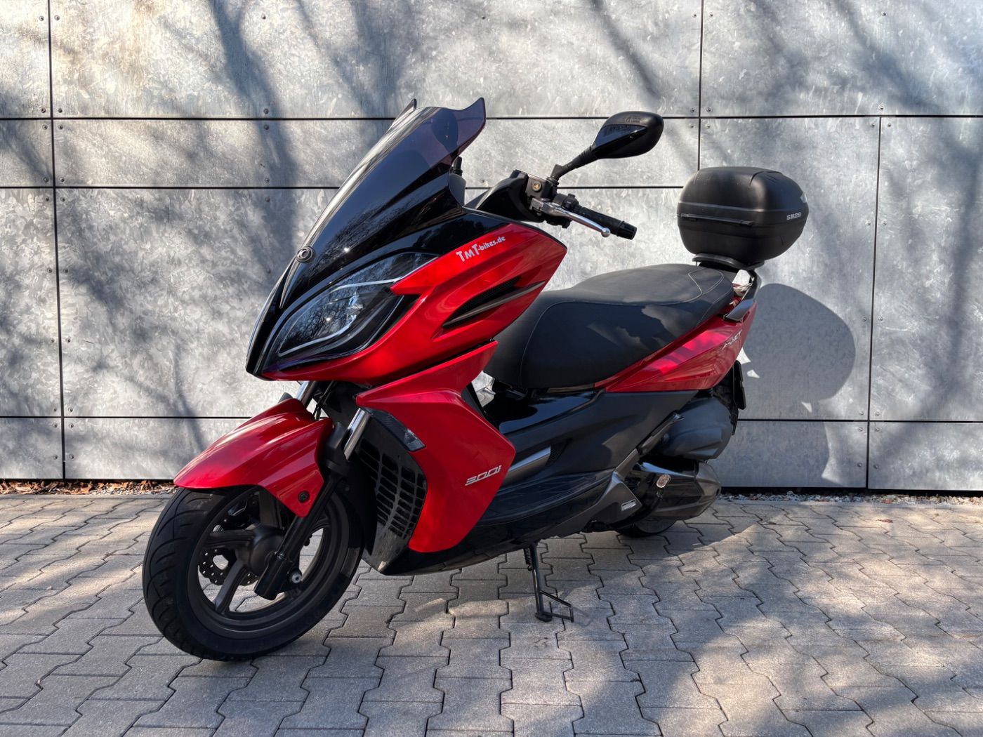 Fahrzeugabbildung Kymco K-XCT 300i
