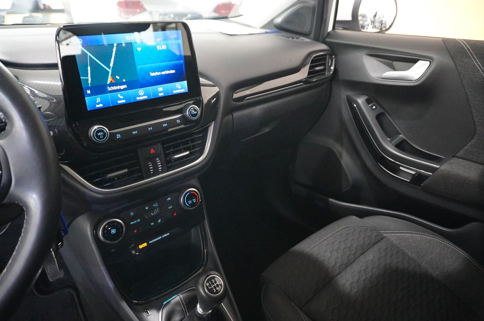 Fahrzeugabbildung Ford Puma 1.5D TITANIUM NAVI/LED/SHZ/TEMP./PDC/DAB+