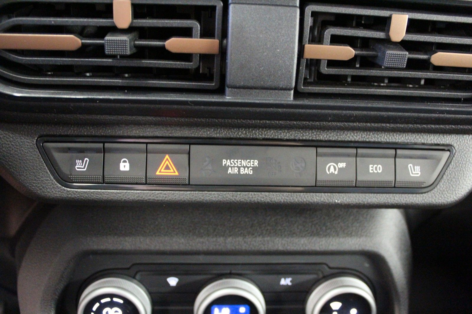 Fahrzeugabbildung Dacia Jogger TCe 110 Extreme 7-Sitzer  MY26 *Winterp.*