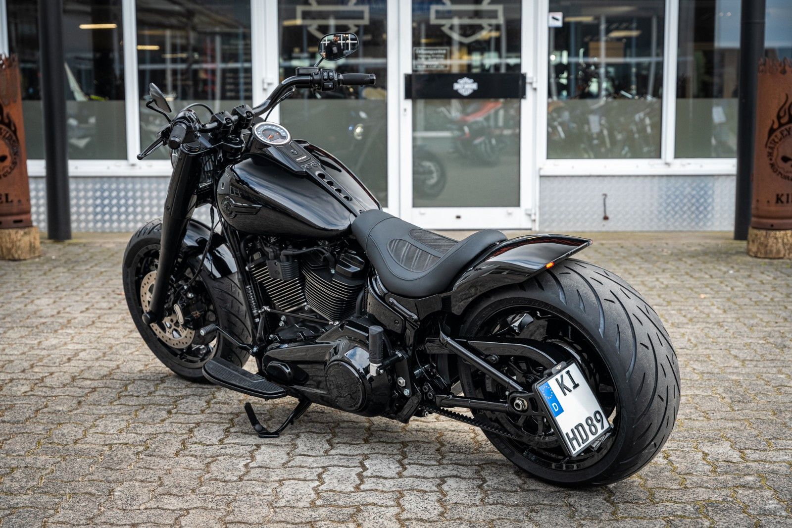 Fahrzeugabbildung Harley-Davidson ALL DARK FAT BOY FLFBS 114 MY24 -JEKILL&HYDE-