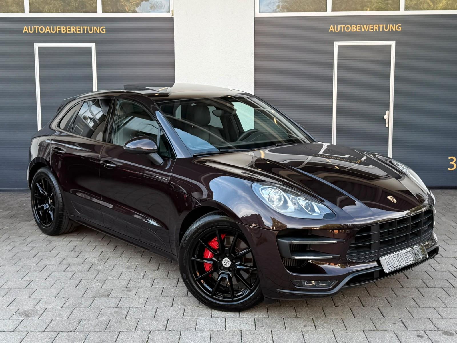 PORSCHE MACAN TURBO