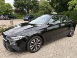 Mercedes-Benz A 180  Limousine/Kamera/Dig.Tacho/LED - gebrauchte Mercedes-Benz A 180 aus dem Jahr 2023