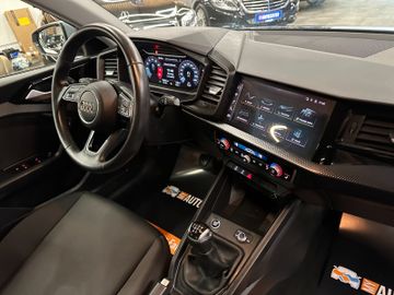 Audi A1 Sportback 25 TFSI advanced *1. Hand*Klima*LED