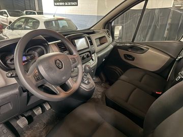Renault Trafic - 9