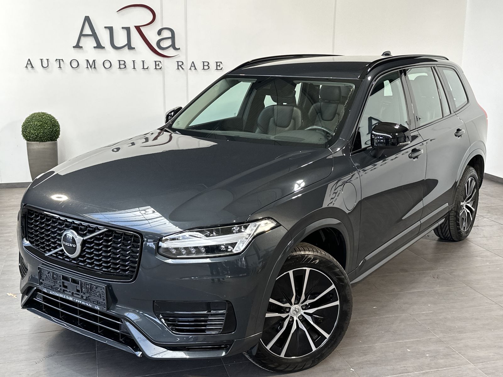 Fahrzeugabbildung Volvo XC90 R Design AWD 7-Sitzer NAV+LED+19ZO+ACC