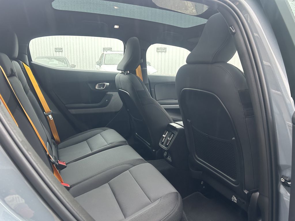Fahrzeugabbildung Polestar Polestar 2 BST Edition 270+Matt-Grau+21-Zoll+